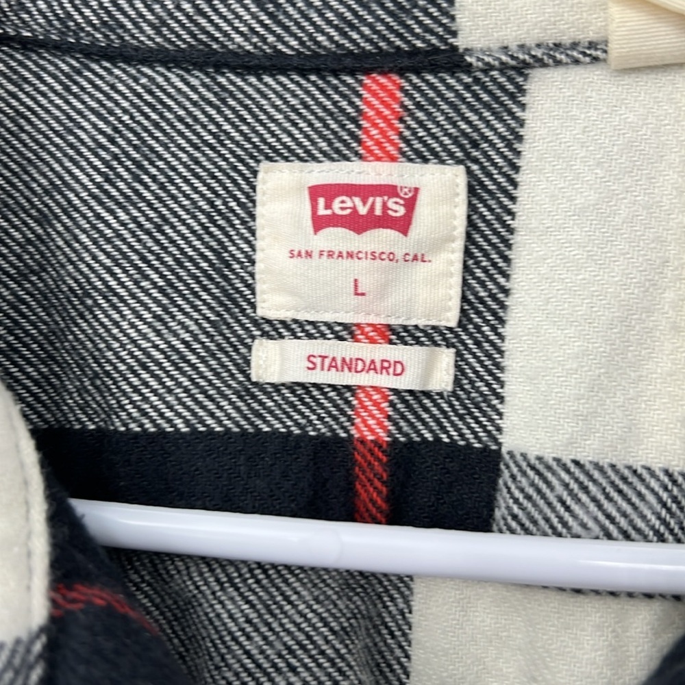 Levi’s Euc Men’s Button Down Flannel Large Standa… - image 3